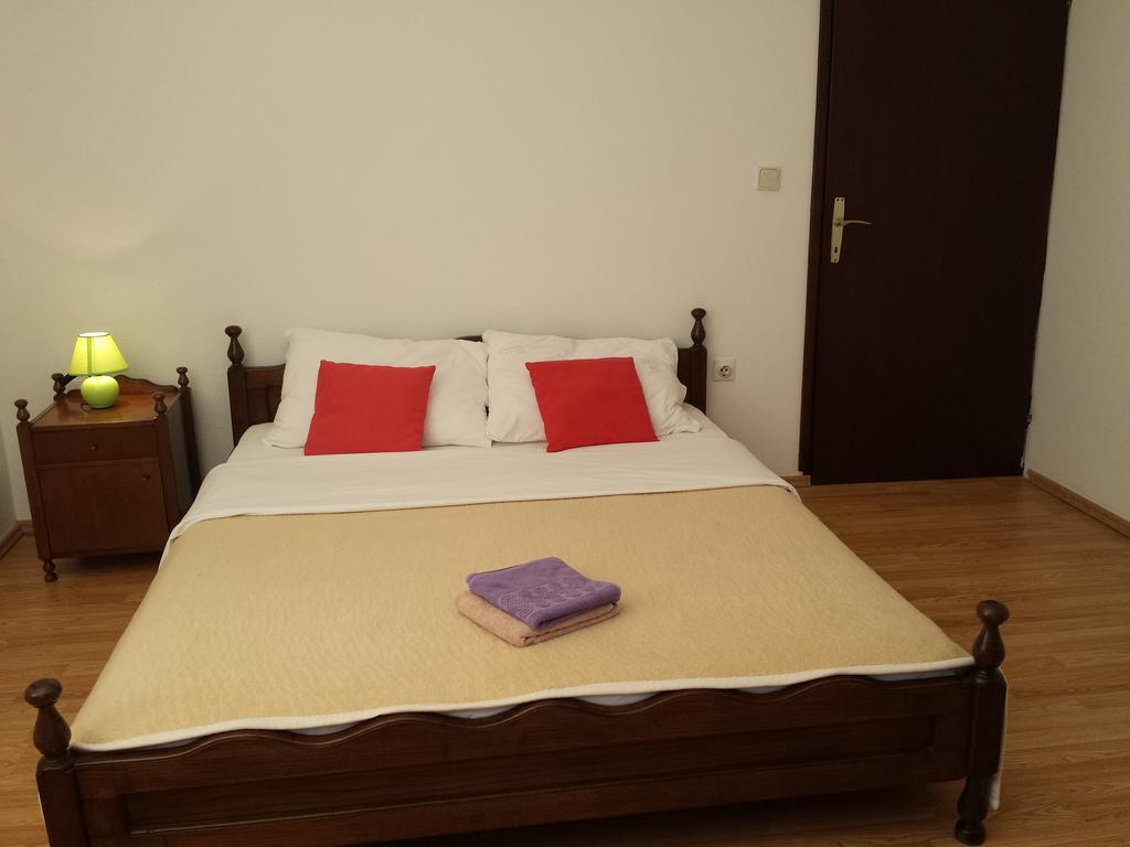 Apartments "Villa Mungos" Sobra ภายนอก รูปภาพ