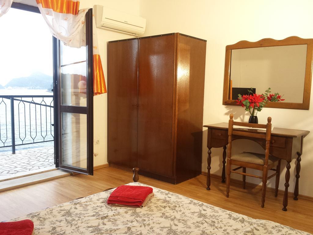 Apartments "Villa Mungos" Sobra ภายนอก รูปภาพ