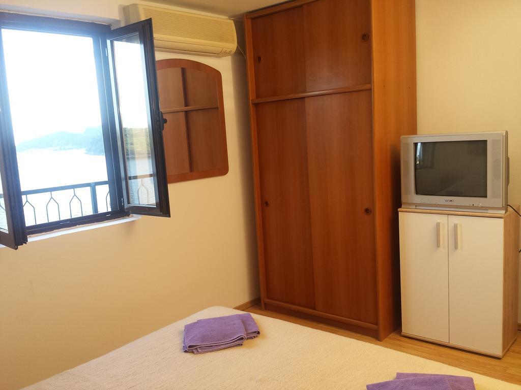 Apartments "Villa Mungos" Sobra ภายนอก รูปภาพ