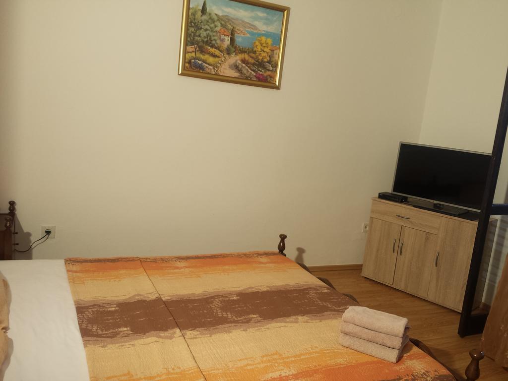 Apartments "Villa Mungos" Sobra ภายนอก รูปภาพ